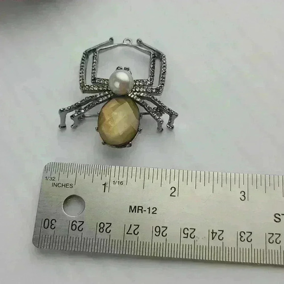 Rare Napier spider rhinestones brooch Silver tone with fuax pearl brown … - Picture 6 of 10